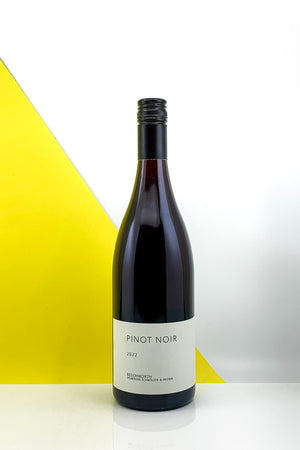 Vignerons Schmolzer & Brown Beechworth Pinot Noir 2023