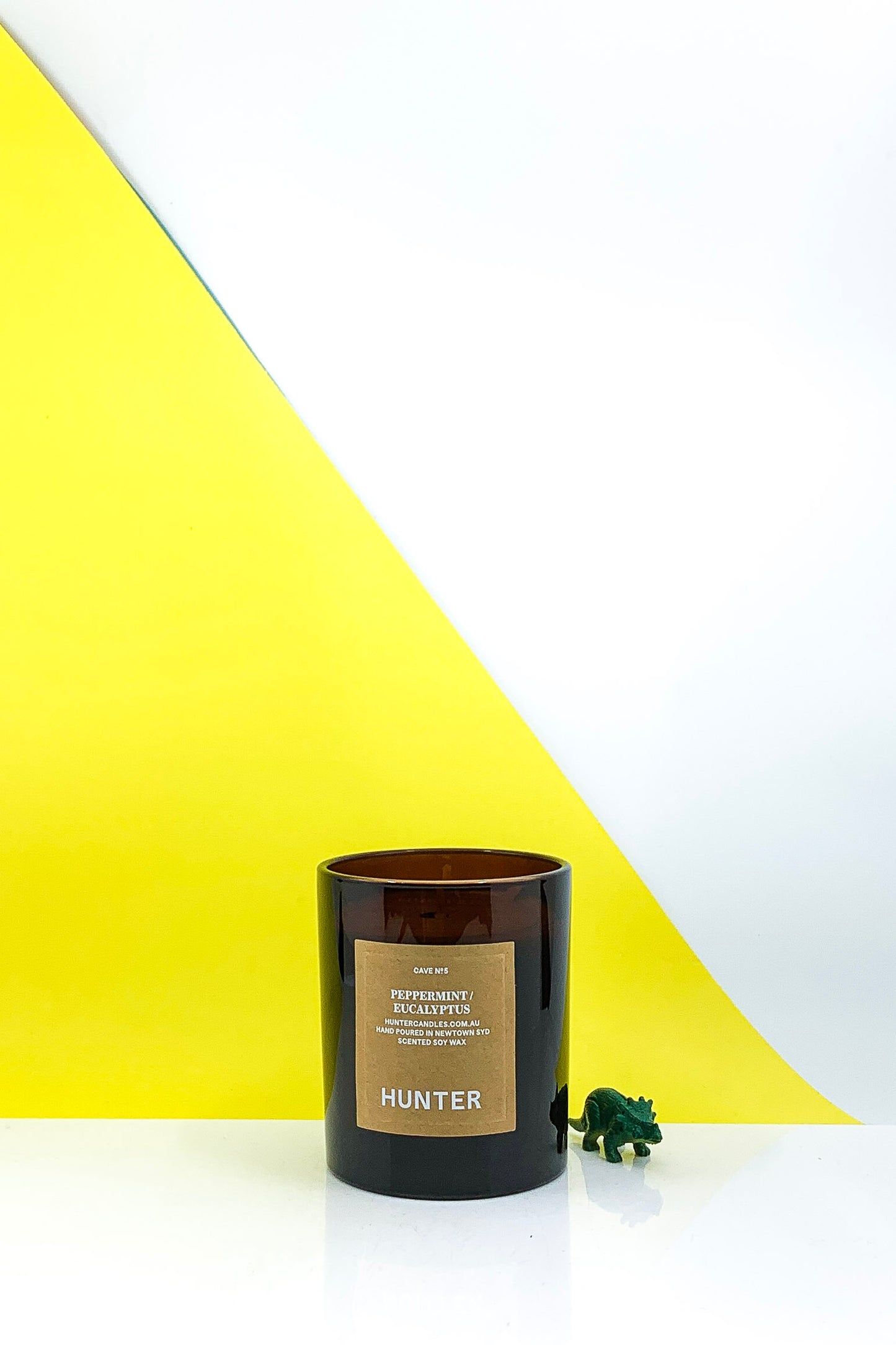 Hunter Candles Cave - Peppermint + Eucalyptus